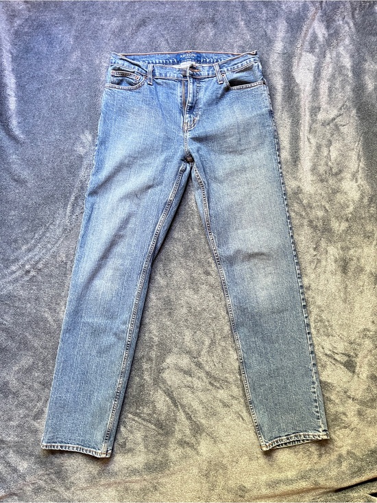 Arizona Jean Company Other - Arizona Jean Company Women's Straight Leg Jeans in Light Blue Wash